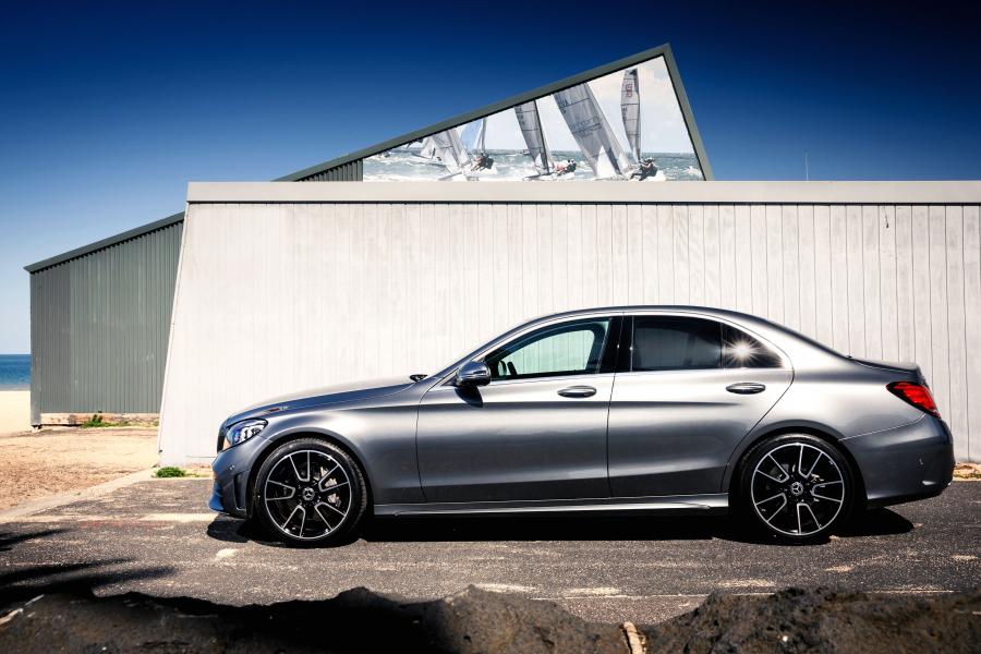  Mercedes-Benz C200 AMG Line (W205) 2018 года  (AU) (фото 35 из 40)